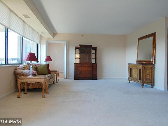 3rd image of 3713 George Mason Dr #1605