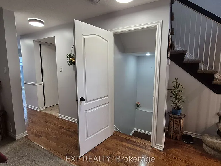 192 Windhurst Dr — Photo 8