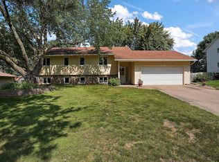 2834 Wildcrest Ln, Stillwater, MN 55082