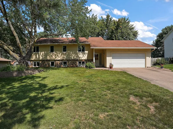 2834 Wildcrest Ln, Stillwater, MN 55082