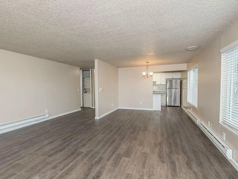 4529 44th Ave SW #204 — Photo 20