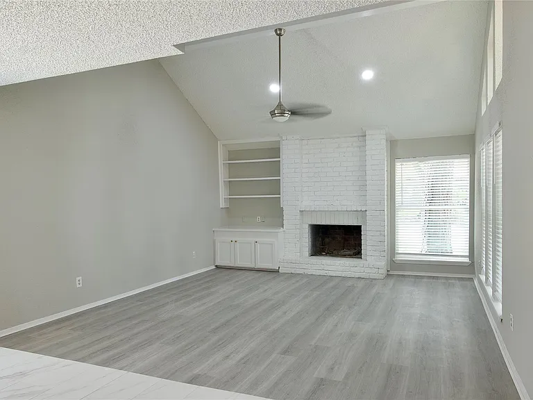 5111 Pinewilde Dr — Photo 7