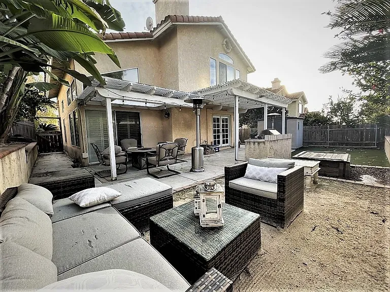 9786 Avenida Ricardo — Photo 16