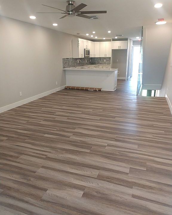 1st image of 320 Madeira Cir