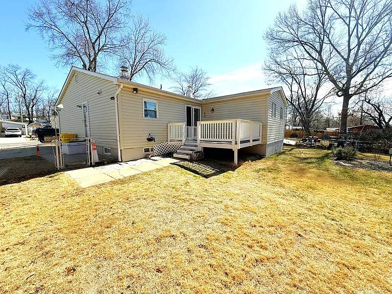 240 Federalsburg S — Photo 4