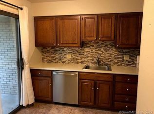 6 Bouton St E #4, Stamford, CT 06907