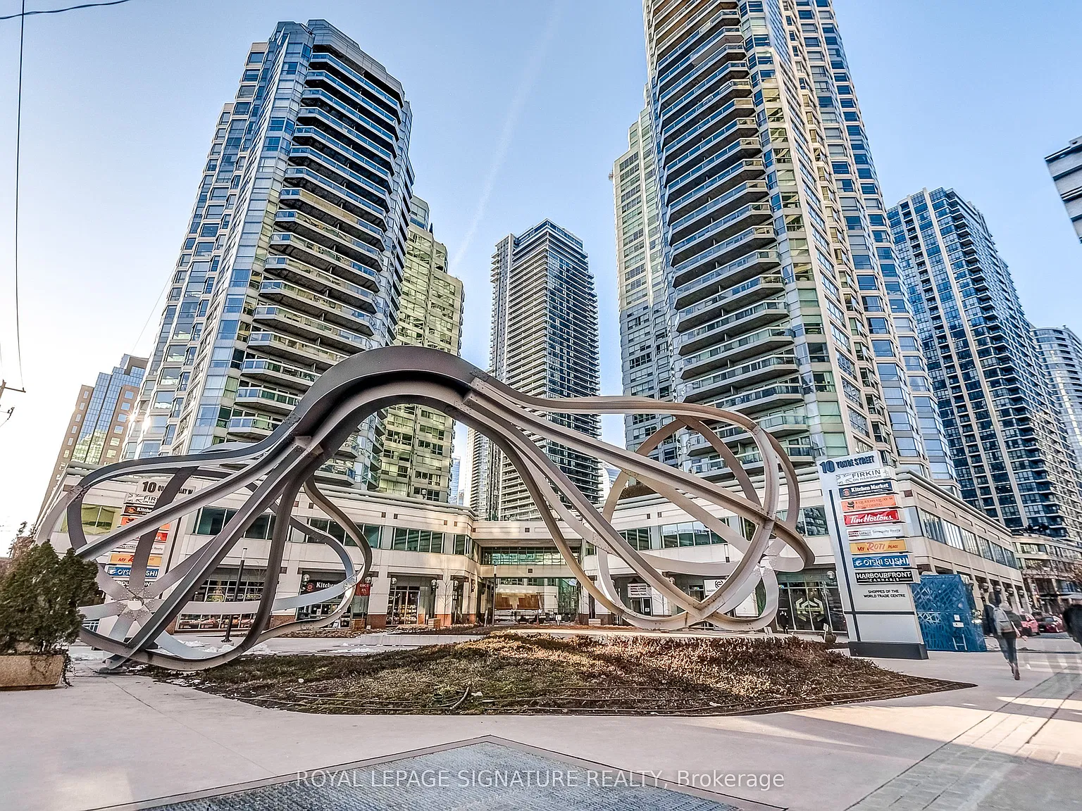 2 bed, $4,600 — Photo 1