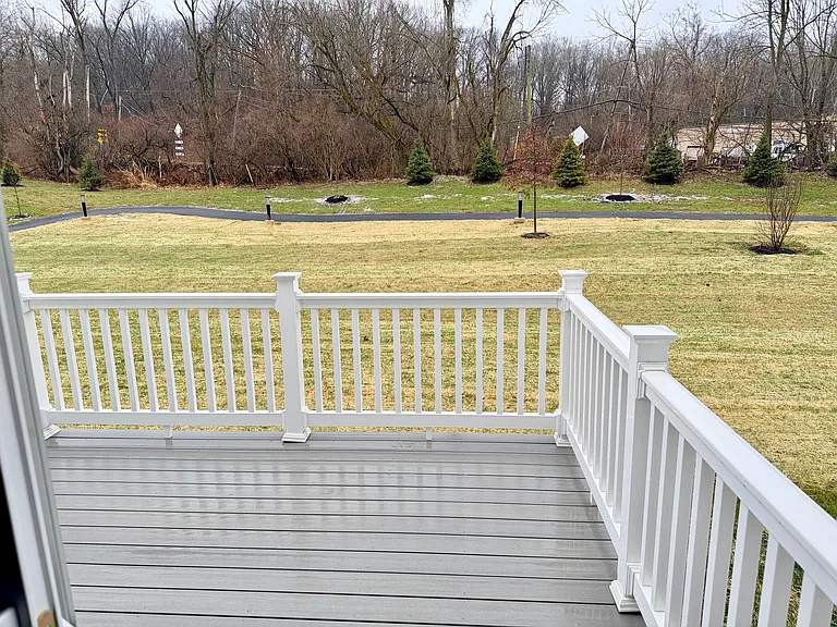 3 Shamrock Cir — Photo 53