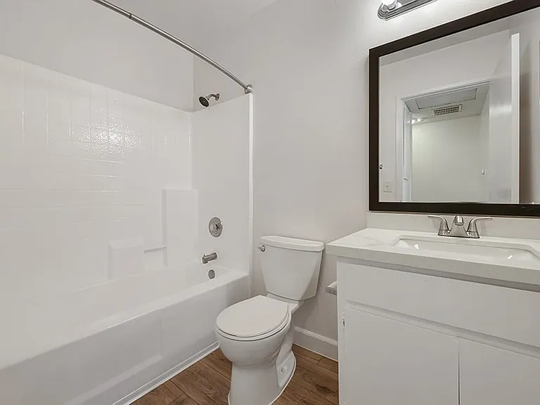 Canyon Springs Townhome Apartments — Photo 14