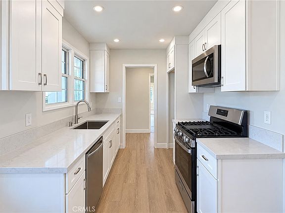 2nd image of 11536 Mines Blvd