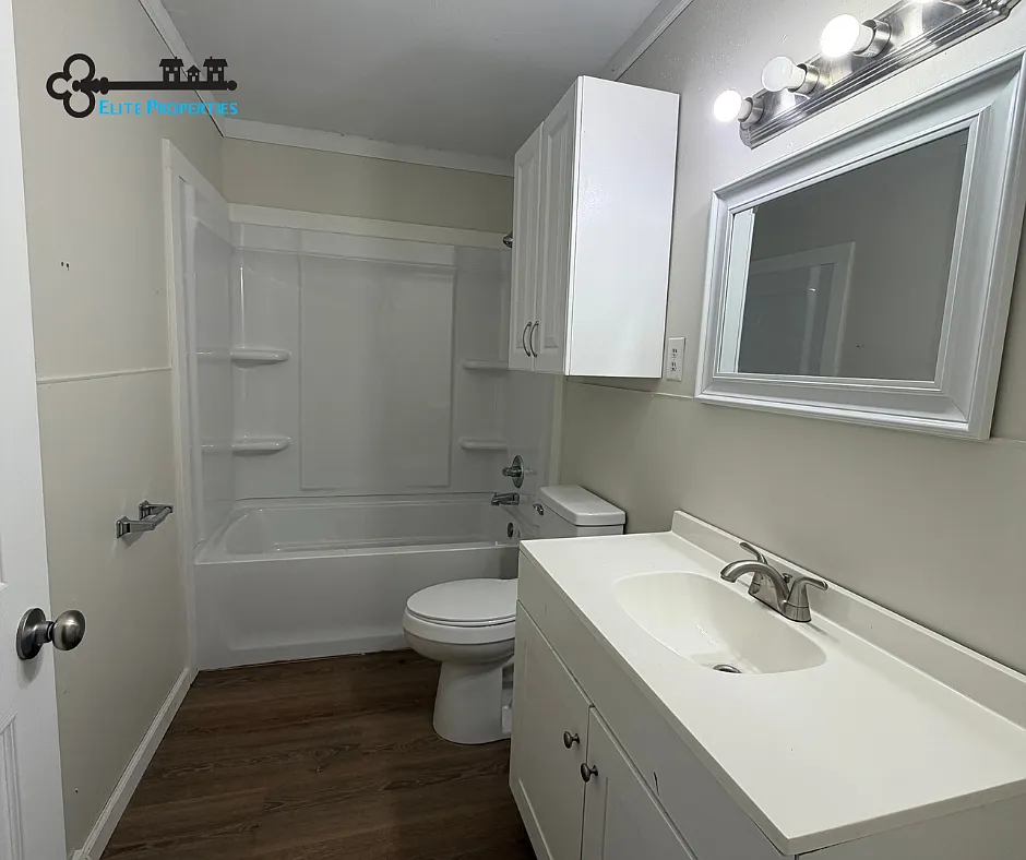 3 bed, 1049 sqft, $800 — Photo 2