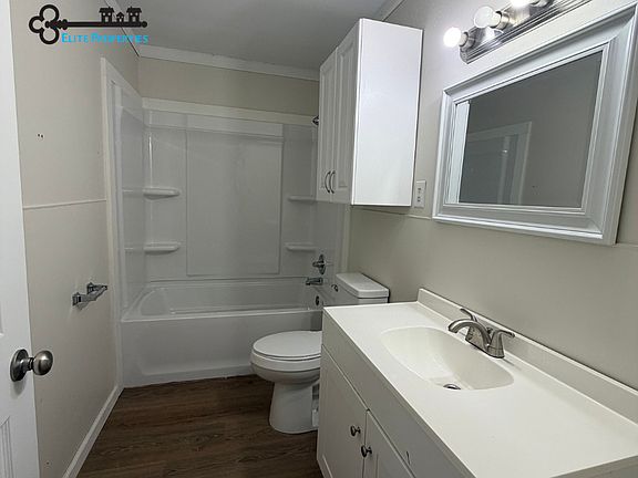 2nd image of 200 South St