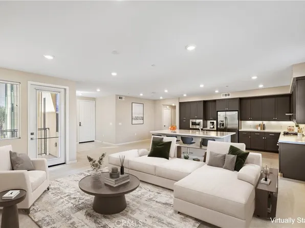 111 Bowery, Irvine, CA 92612