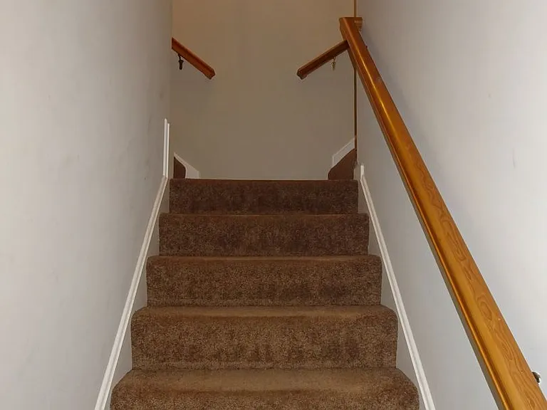 204 Old Hollow Rd — Photo 12