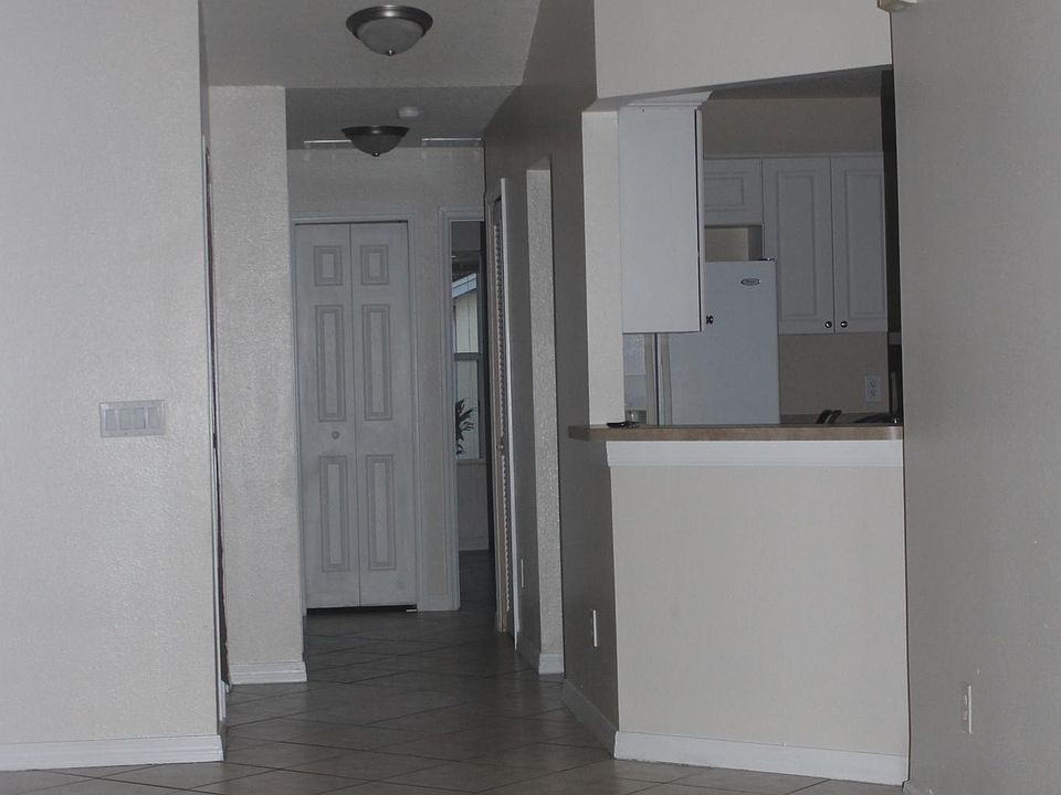 2nd image of 4959 Ava Pointe Dr