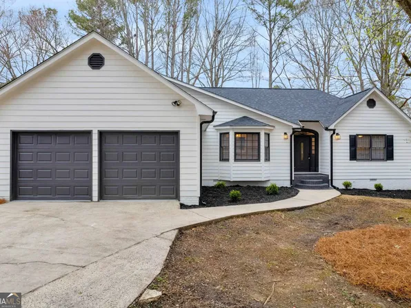 1625 Carriage Hills Dr, Griffin, GA 30224