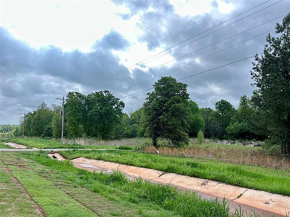 3rd image of 18900 State Highway 39