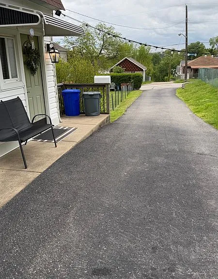 207 Briggs St — Photo 2