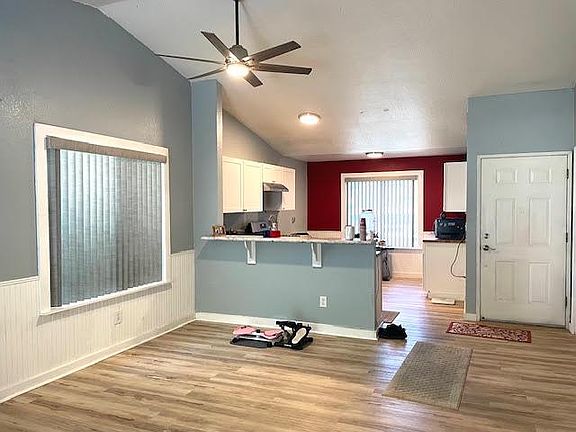 3rd image of 507 Lady Slipper Ln
