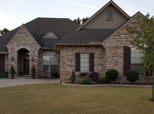 10824 Windmill Farms Rd, Midwest City, OK 73130