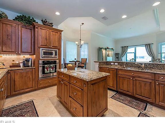 4th image of 9284 Menaggio Ct APT 101