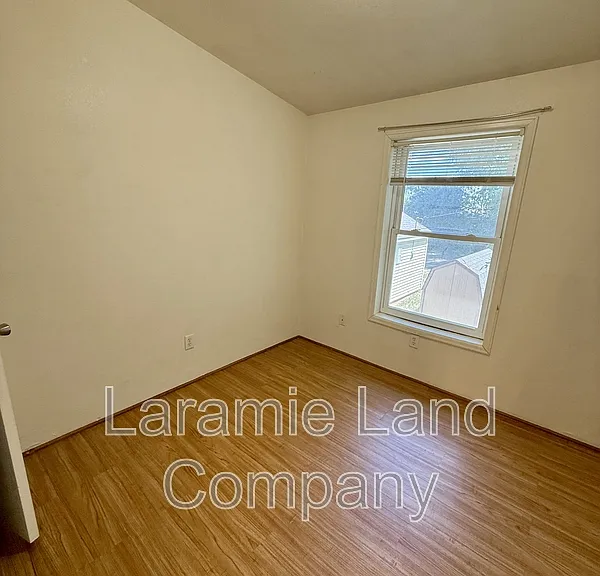 382 N Buchanan St #B — Photo 6