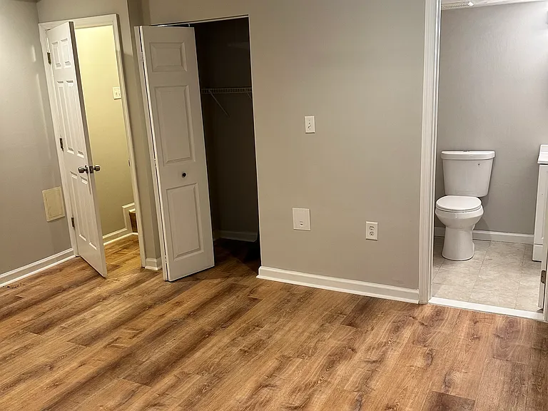 1816 N Calvert St #1 — Photo 10