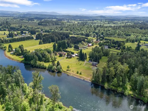 387 B Collins Road, Toledo, WA 98591