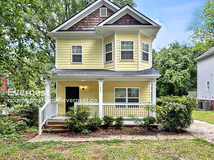295 Sterling St SE — Photo 1