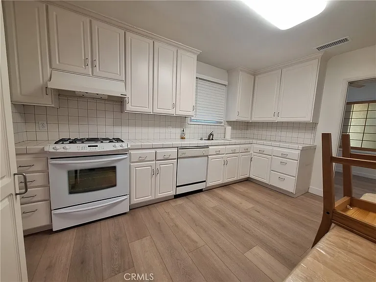 5315 Etheldo Ave — Photo 4