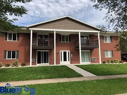 2nd image of 1818 W Pershing St #10270235