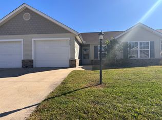 901 Springdale Ln #905, Terre Haute, IN 47802