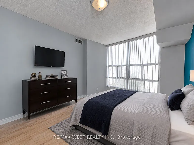 1 Elm Dr W #1611 — Photo 13