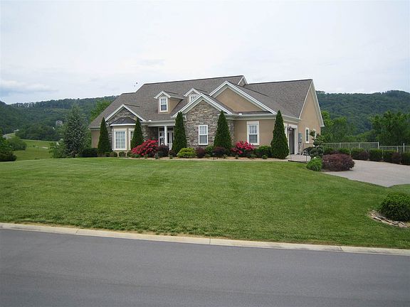 2nd image of 1419 Legacy Bay Dr