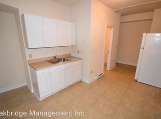 467 Howe Ave APT 2R, Shelton, CT 06484