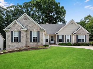 5765 Newberry Point Dr, Flowery Branch, GA 30542