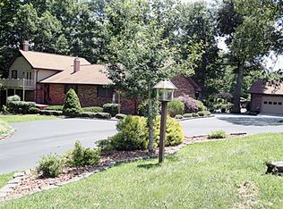 2706 Rugby Pike, Jamestown, TN 38556