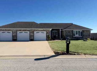 934 Echo Ln, Kokomo, IN 46902