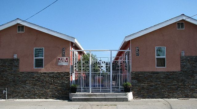 349 & 359 Gated complex