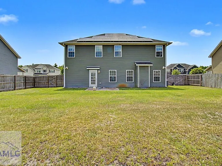 390 Fairview Cir — Photo 38