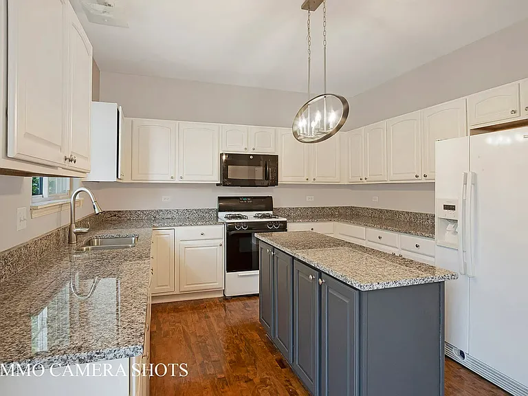 546 Declaration Ln — Photo 11