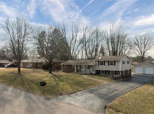 3450 Marilyn St, Columbus, IN 47203