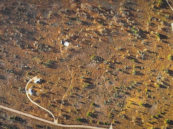 5th image of 875 Old Harper Rd