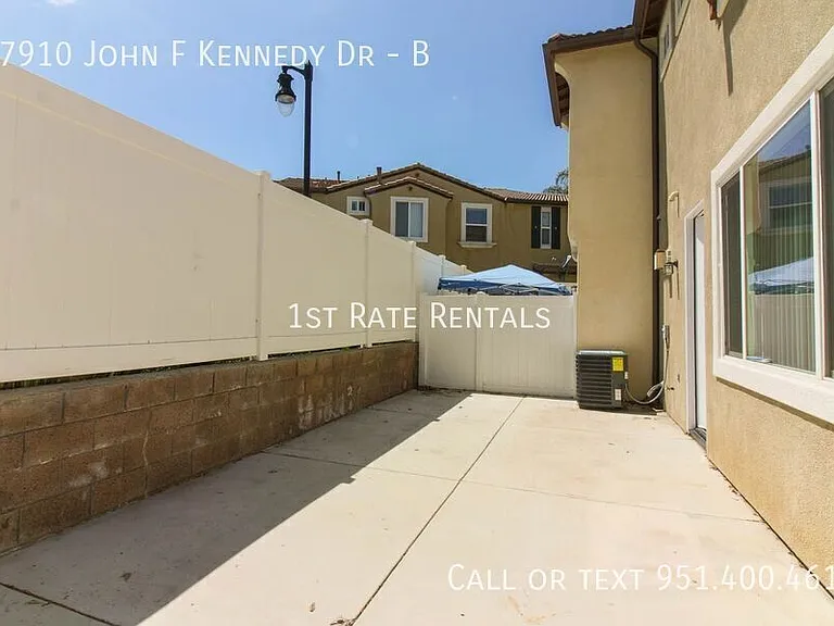 27910 John F Kennedy Dr #B — Photo 11