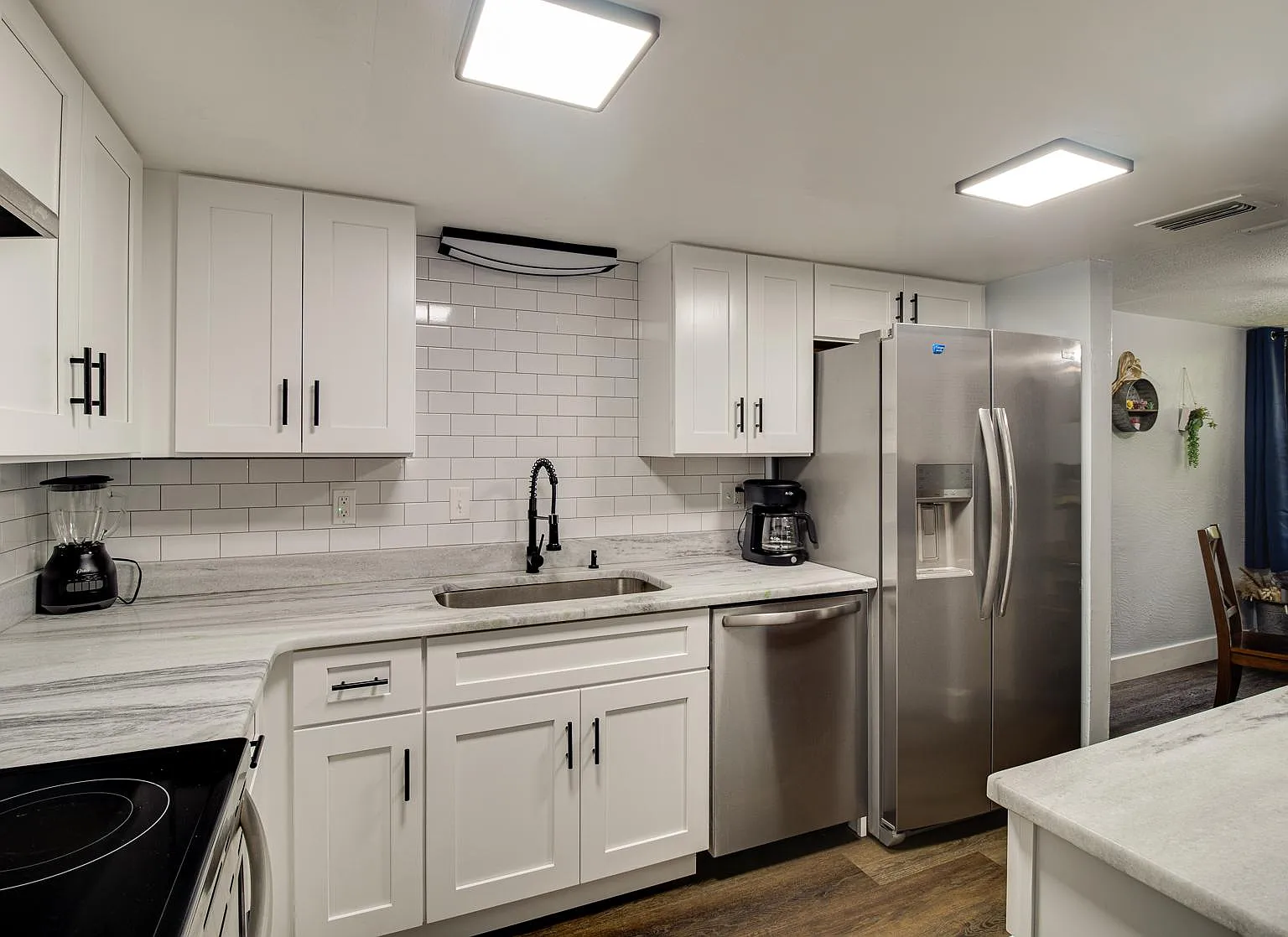 3 bed, 2.5 bath, 1502 sqft, $2,695 — Photo 3