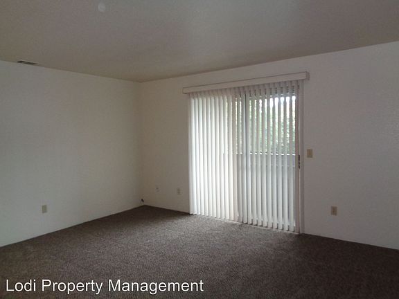 2nd image of 511 Almond Dr APT 15