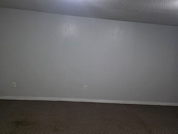 3rd image of 14 Alhart Dr #Basement
