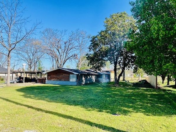 1110 NW 7th St, Bentonville, AR 72712