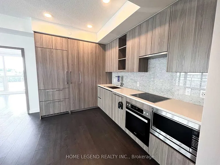 95 McMahon Dr #802 — Photo 15