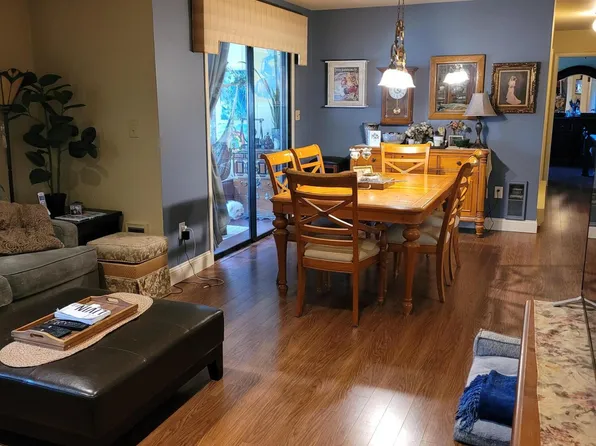 75 Overlook Way #J, Manalapan, NJ 07726